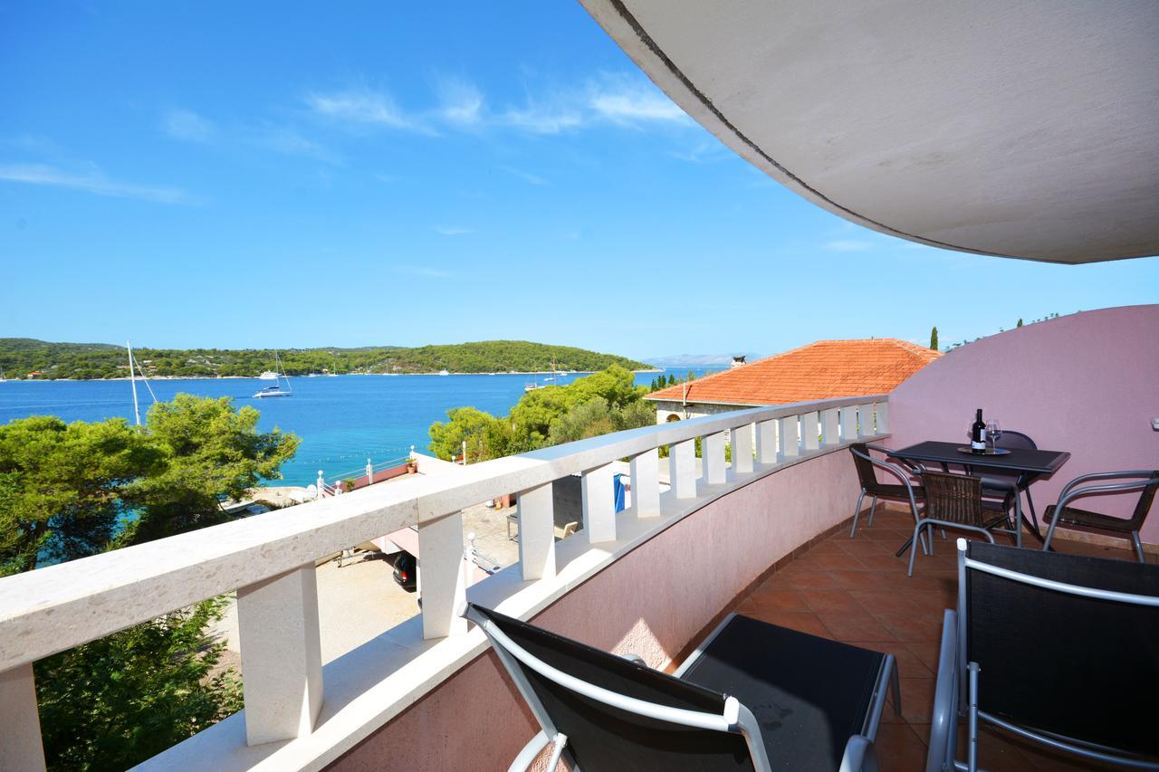 Villa Paris Nečujam Dış mekan fotoğraf