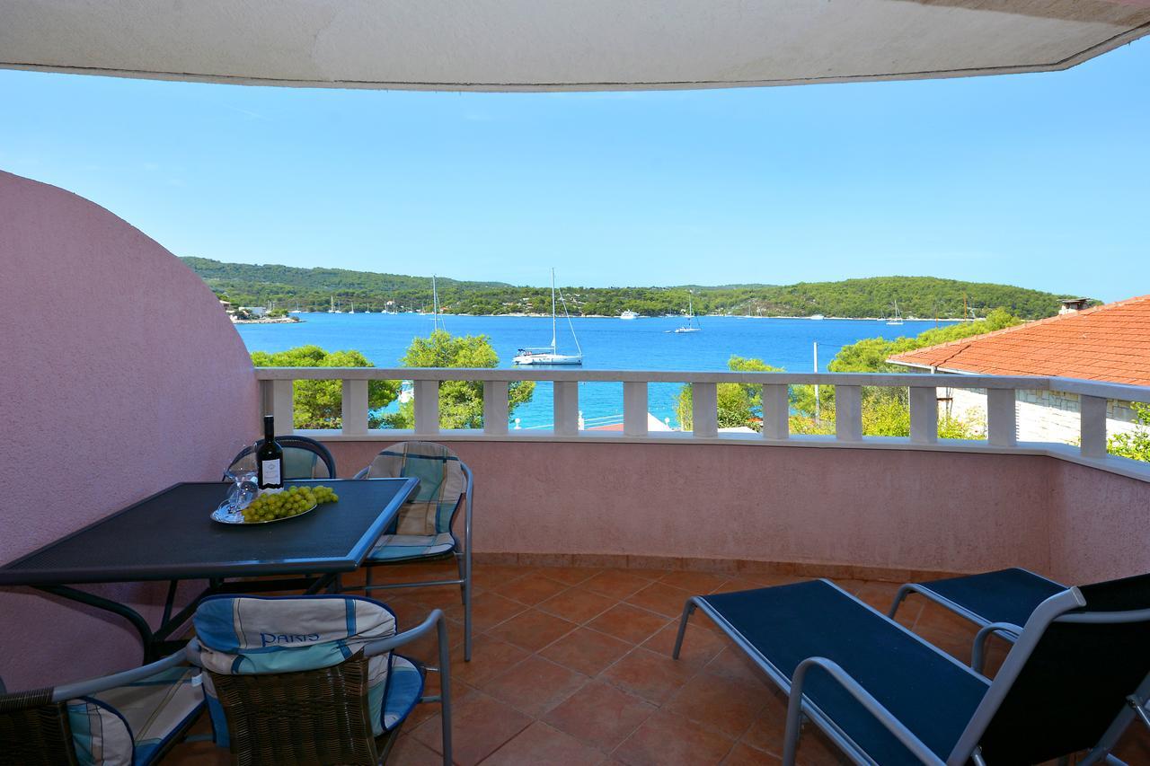 Villa Paris Nečujam Dış mekan fotoğraf