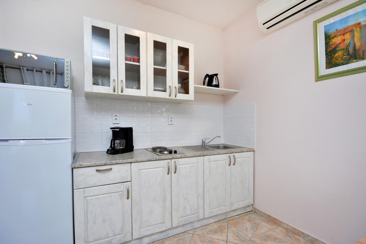 Villa Paris Nečujam Dış mekan fotoğraf